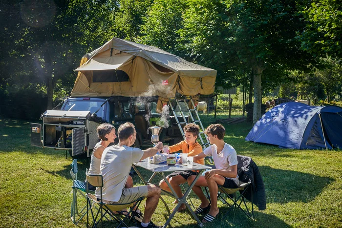 camping le lustou dans les hautes pyrenees pour votre sejour en tente