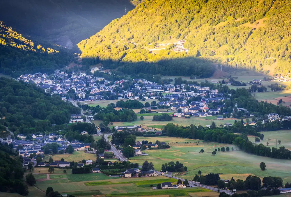 village saint lary