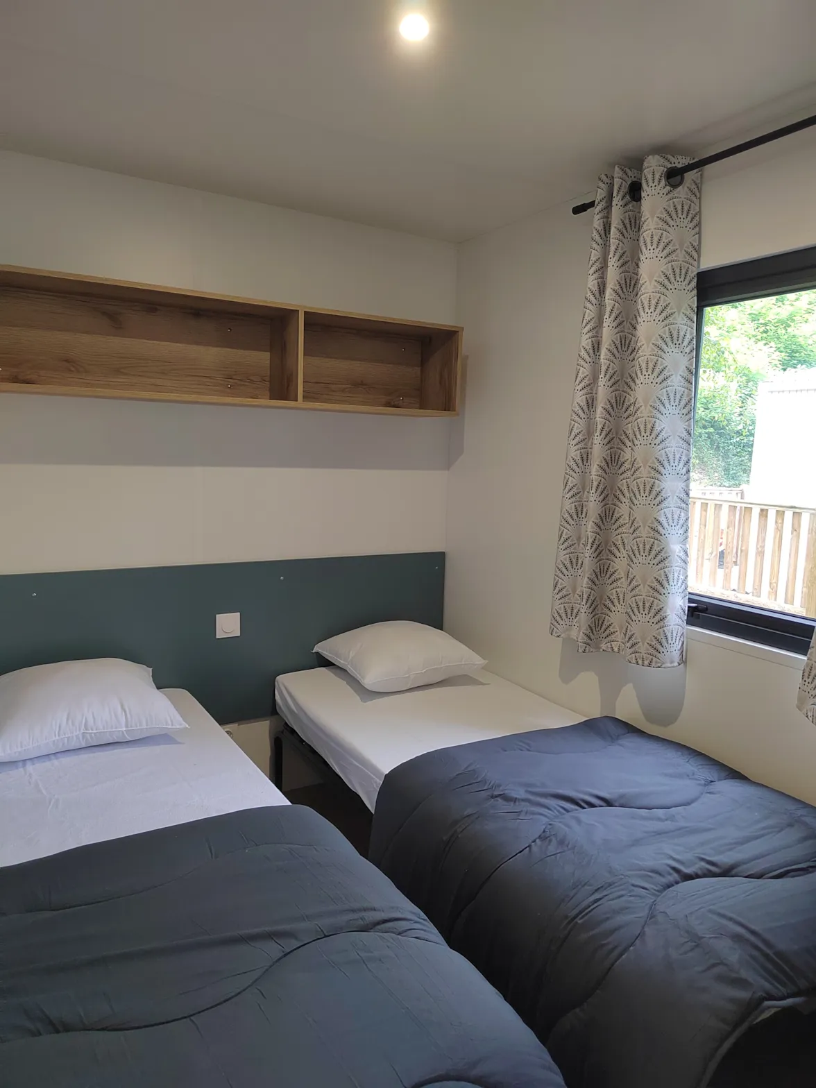 2-bedroom Premium mobile home with air conditioning