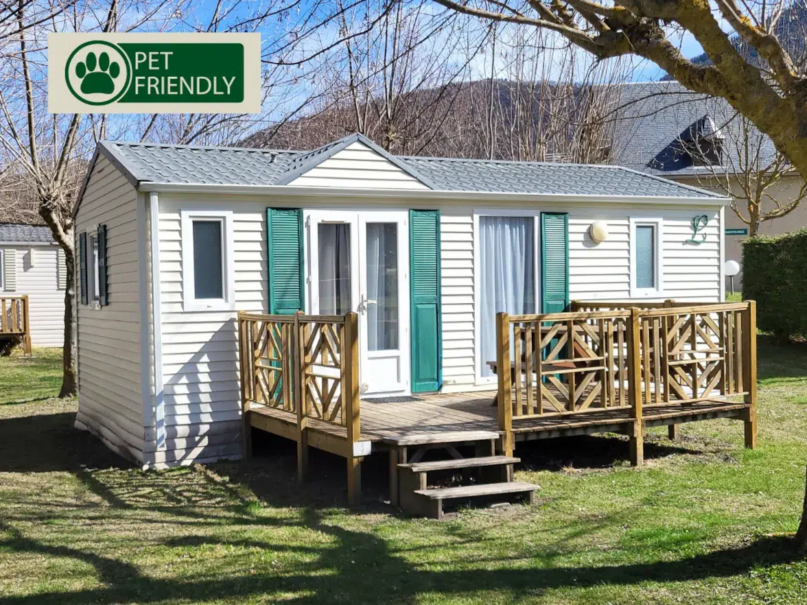 Pet Friendly 2-bedroom mobile home